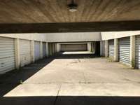 Location garage box et parking 1 pièce Location garage box et parking 1 pièce