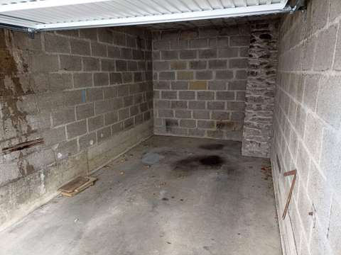 Location garage box et parking 1 pièce