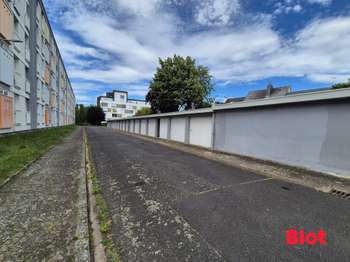 Location garage box et parking