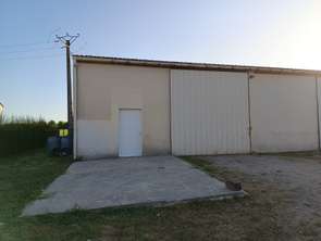 Location Garage box et parking 140 m&sup2;Rocheservière