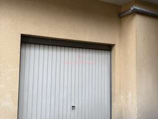 Location garage box et parking 1 pièce