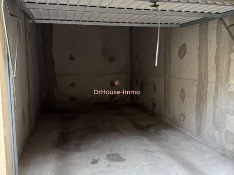 Location garage box et parking 1 pièce