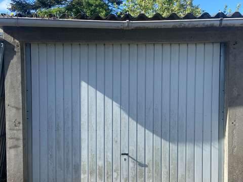 Location garage box et parking Location garage box et parking