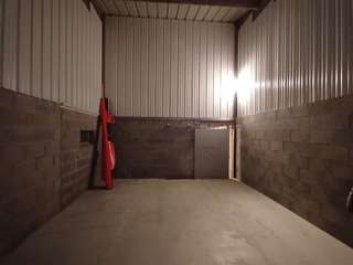 Location garage box et parking 1 pièce