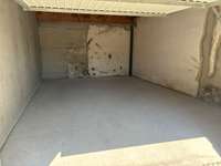 Location garage box et parking 1 pièce Location garage box et parking 1 pièce