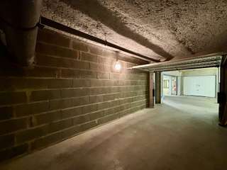 Location garage box et parking 1 pièce