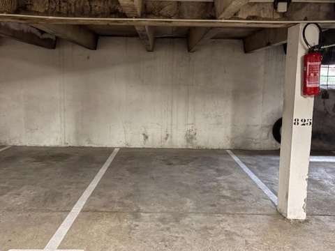Location garage box et parking 1 pièce Saint-Herblain Bernardière-Bellevue-Harlière 44