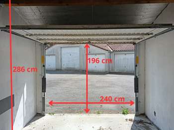 Location garage box et parking 1 pièce Location garage box et parking 1 pièce