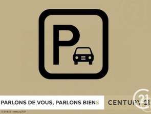 Location Garage box et parking 12 m&sup2;Saint-Jacques-de-la-Lande