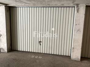 Location Garage box et parking 14 m&sup2;Saint-Lô
