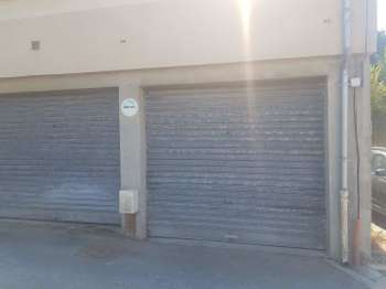 Location Garage box et parking 12 m&sup2;Saint-Lô