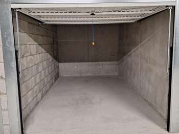 Location Garage box et parking 20 m&sup2;Saint-Malo