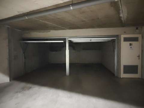 Location garage box et parking 1 pièce
