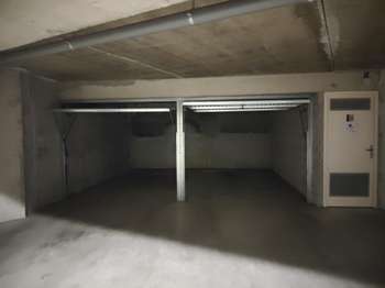 Location garage box et parking 1 pièce Location garage box et parking 1 pièce