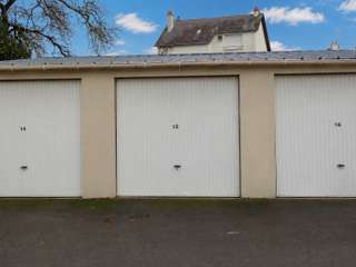 Location garage box et parking Location garage box et parking