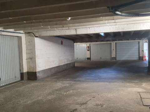 Location garage box et parking 1 pièce Saint-Nazaire 44