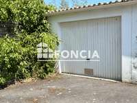 Location garage box et parking Location garage box et parking