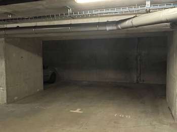 Location Garage box et parking 11 m&sup2;Saint-Nazaire