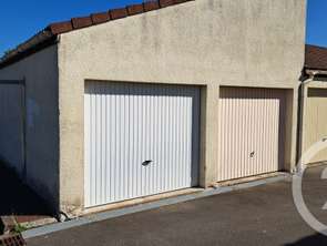 Location Garage box et parking 15 m&sup2;Saint-Sébastien-Sur-Loire Centre