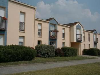 Location garage box et parking Saint-Sébastien-Sur-Loire Fontaine-Portereau 44