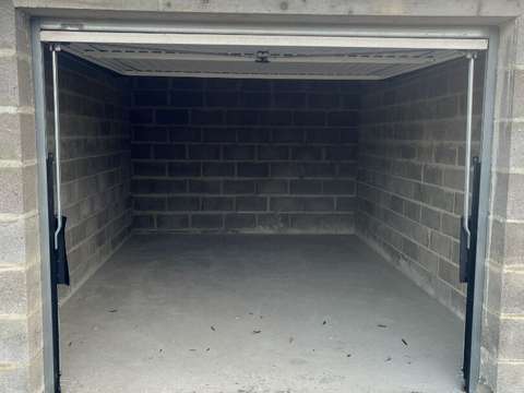 Location garage box et parking Location garage box et parking