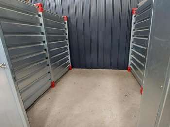 Location Garage box et parking 9 m&sup2;Theix