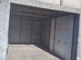 Location garage box et parking 1 pièce Location garage box et parking 1 pièce
