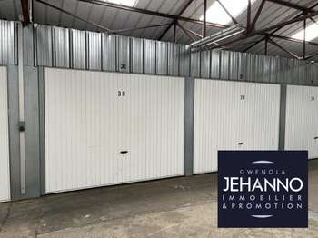 Location Garage box et parking 16 m&sup2;Vannes
