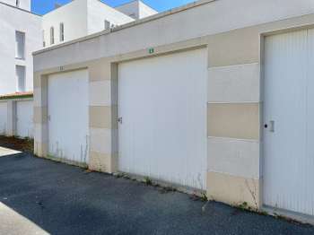 Location Garage box et parking 15 m&sup2;Vertou