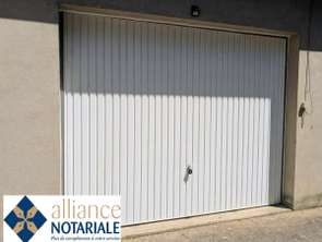 Location Garage box et parking 21 m&sup2;Vire
