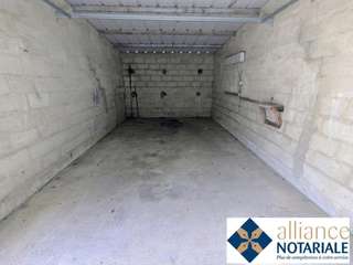 Location garage box et parking Location garage box et parking