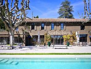 Location Maison 6 chambresAix-en-Provence