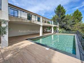 Location Maison 5 chambresAix-en-Provence