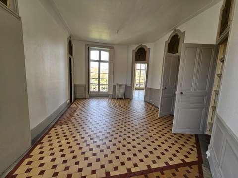 Location maison 11 pièces