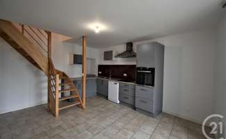Photo Location maison Astillé