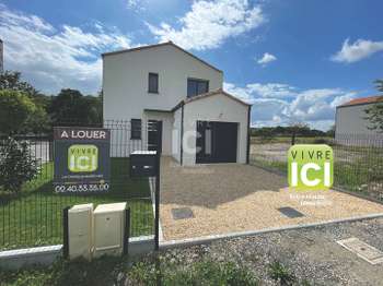 Photo Location maison Barbechat