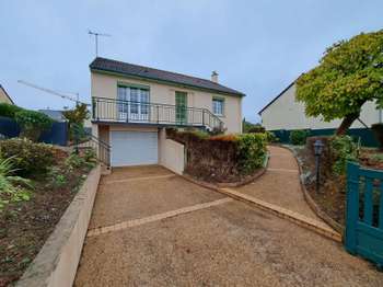 Photo Location maison Bazouges