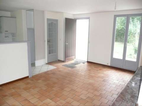 Location maison 4 pièces Beaufort-en-Vallee 49