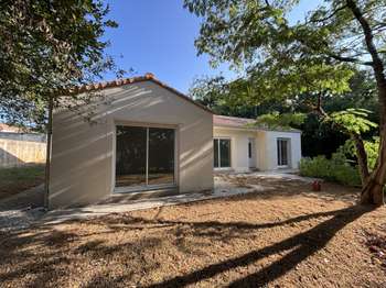 Location Maison 2 chambresBeaulieu-sous-la-Roche