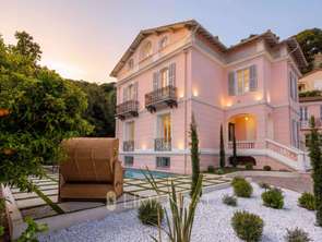 Location Maison 7 chambresBeaulieu-sur-Mer