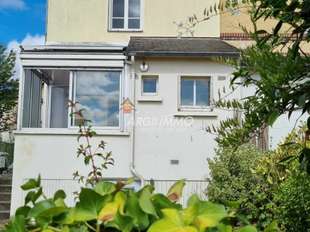 Photo Location maison Bessé-sur-Braye