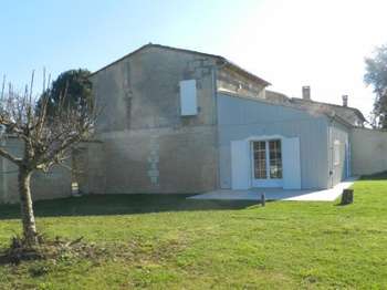 Location Maison 3 piècesBeychac-et-Caillau