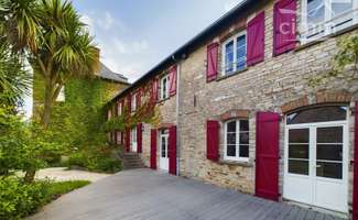 Photo Location maison Bourg-des-Comptes