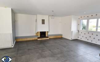 Photo Location maison Brée