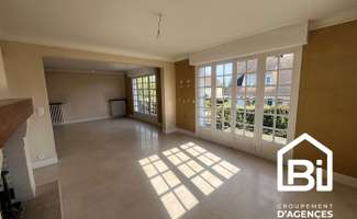 Photo Location maison Bretteville-sur-Odon