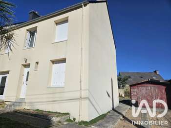 Location Maison 4 chambresCarhaix-Plouguer