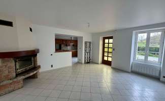 Photo Location maison Chailland
