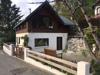 Photo Location maison Challes-les-Eaux