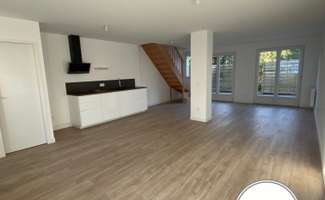 Photo Location maison Châteaubriant Ville Aux Roses