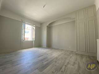 Location maison 8 pièces